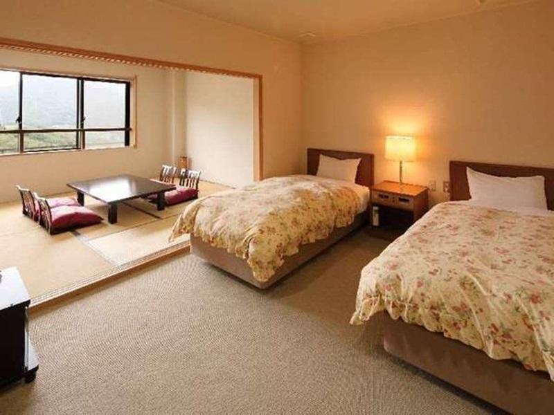 Hôtel Sanazawa-No-Mori à Numata  Extérieur photo