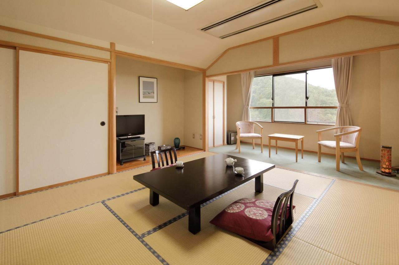 Hôtel Sanazawa-No-Mori à Numata  Chambre photo