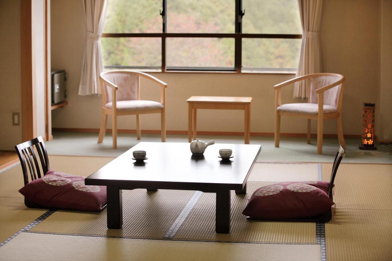 Hôtel Sanazawa-No-Mori à Numata  Chambre photo